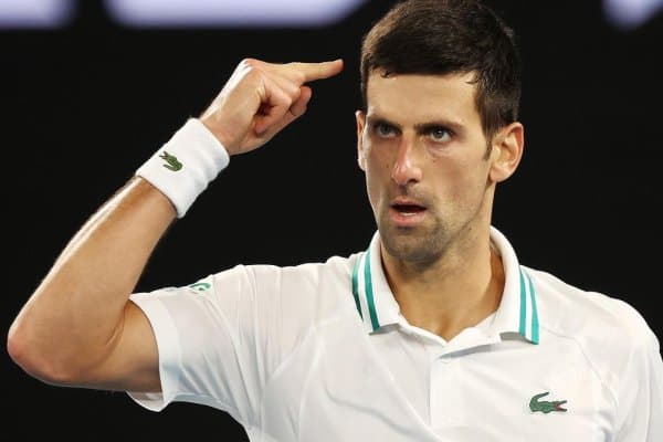 Новак Жокович: "Жамоамдаги барча бунинг тақиқланган мавзу эканини билади"