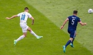 “Барселона”га гол уришдан тўхтамаётган ҳужумчи хизматини таклиф қилишди