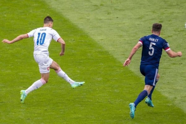 “Барселона”га гол уришдан тўхтамаётган ҳужумчи хизматини таклиф қилишди