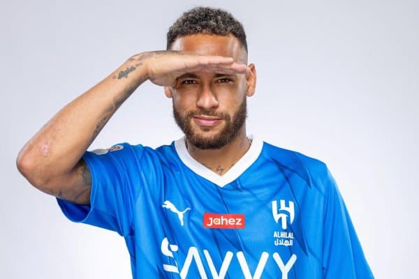 Неймар бор жойда Роналду ва Бенземага ўрин йўқ!