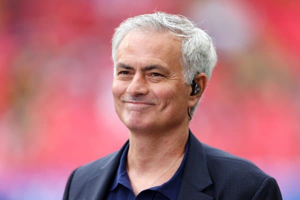 Моуриньо ўз жамоасига “Барса” юлдузини олиб келмоқчи