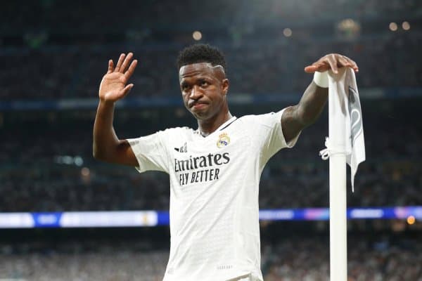 Ана холос: Винисиус “Реал”да қолмоқчи эмас...