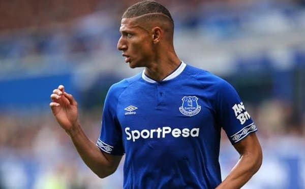 “Мен “Барса” ва МЮ таклифини рад этдим!”