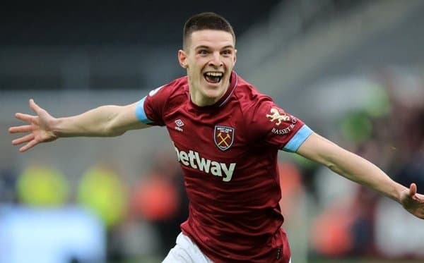 "Челси" бир футболчи учун учтасини сотади