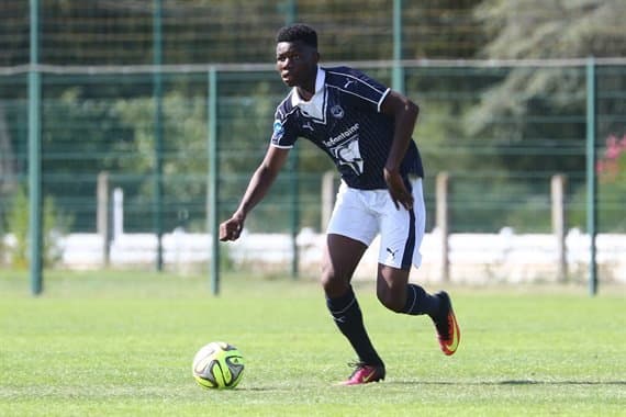 “Челси” янги футболчи топди