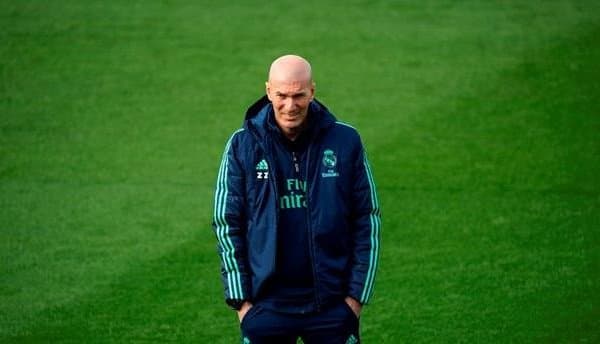 Кутилмаганда Зиданнинг фикри ўзгарди