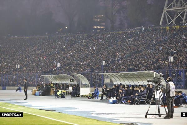 Йоахим Лёв Германия термасини 17 йил бошқарди. Шу вақт ичида Ўзбекистон МТЖда 14 марта мураббий ўзгарди. Улар кимлар?