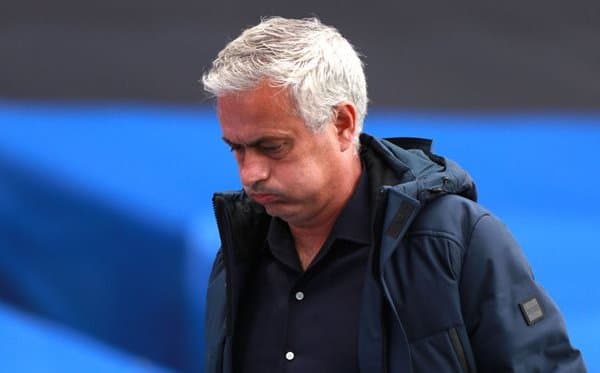 Моуриньо “ишкал” ҳужумчини чақирди