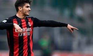 “Милан” “Реал” футболчисини ушлаб қолди