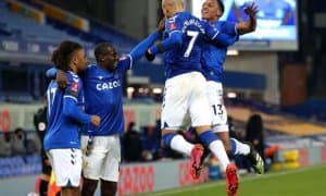 Мухлисларимиз бефарқ бўлмаган “Эвертон”да катта тозалаш бошланди