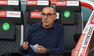 Саррини эски иш жойида кутишмоқда