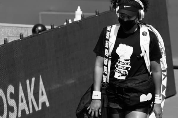 Осака Викага бош совринни совға қилди