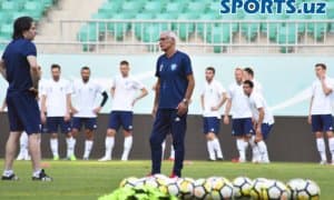 Эктор Купер Австралияга борадиган футболчилар рўйхатини маълум қилди