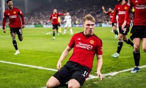 “Манчестер Юнайтед”да иккита катта йўқотиш