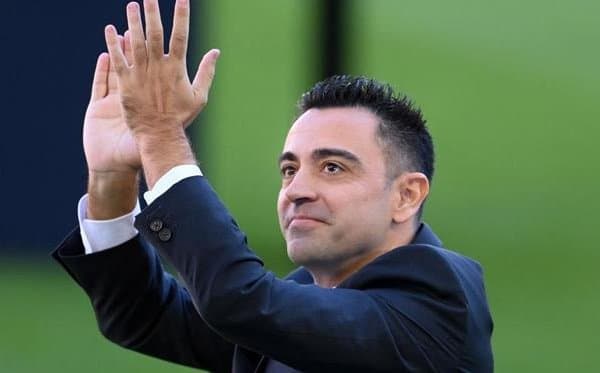 Хави “Барса”га энг кўп соврин ютган юлдузни қайтарди