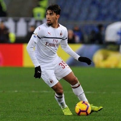 "Валенсия"нинг орзусидаги футболчи қаерда?