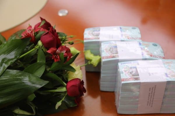 Ўзбекистон шахмат терма жамоси жаҳон чемпионлигини қўлга киритса, давлат томонидан қанча мукофот пули берилишини биласизми? (фото)