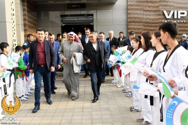 Осиё Олимпия Кенгаши президенти Осиё ўйинларини Ўзбекистонда ўтказиш масаласини муҳокама қилиш учун Тошкентга ташриф буюрди