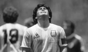 Марадонанинг ўлимидан кейин жиноий иш очилди. Аслида нима бўлган эди?