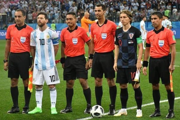 Равшан Эрматов ҳакамликка қайтмоқда ёхуд Ўзбекистон - Италия афсоналари ўртасидаги ўйинни афсонавий трио бошқаради