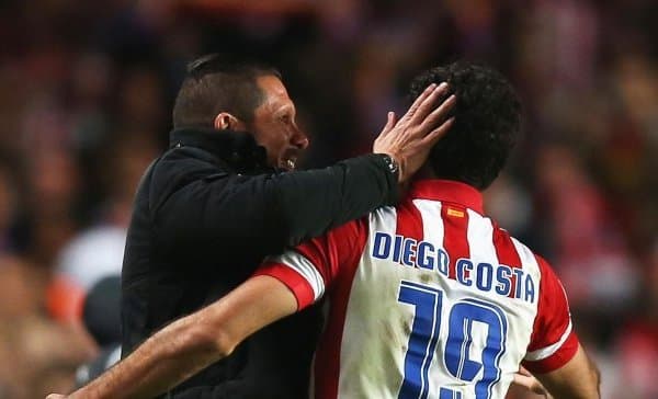 Симеоне севимли шогирдини ҳайдайди