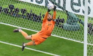 Машҳур дарвозабон Саудияга боради