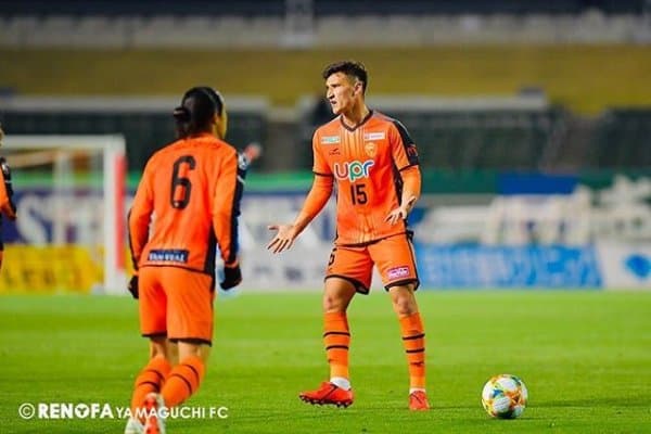 Япония. Достон Турсуновнинг жамоаси 21-ўринга тушиб кетди