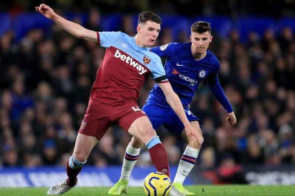 Европадаги энг зўр футболчи бизда ўйнаяпти!