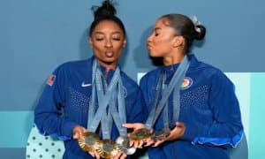 Париж-2024: Хитой пешқадамликни АҚШга топширди, Ўзбекистон пастлашда давом этмоқда