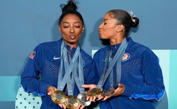 Париж-2024: Хитой пешқадамликни АҚШга топширди, Ўзбекистон пастлашда давом этмоқда