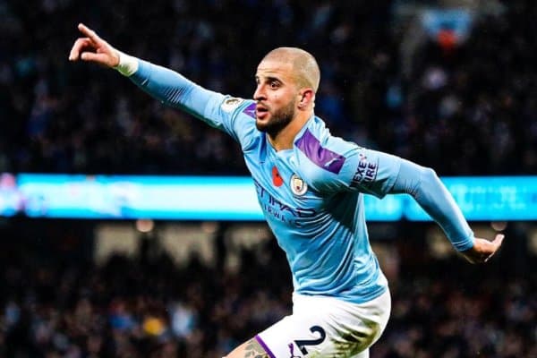 Карантинни тўрт марта бузган футболчи Манчестердан кетади