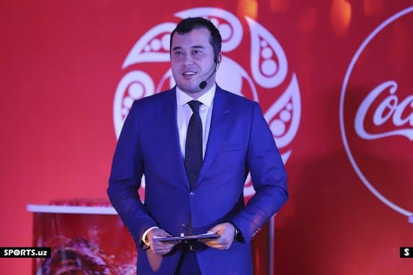 Даврон Файзиев Ўзбекистон терма жамоаларининг ўйинларини шарҳлаш борасидаги саволга жавоб берди