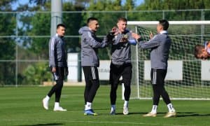 Игорь Сергеев жамоасининг Россиянинг номдор клубига қарши ўйинини ЖОНЛИ ЭФИРда томоша қилинг (Видеотрансляция)