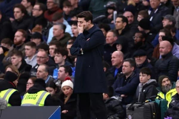 “Челси” Почеттинони бутун мураббийлар штабига қўшиб ҳайдамоқчи, лекин...