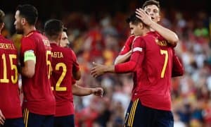 Янги бойлар Испания терма жамоаси ҳужумчиси учун курашга киришди