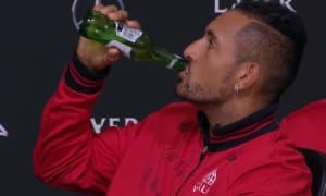 Ник Киргиос карантинда пиёниста бўлиб қолди