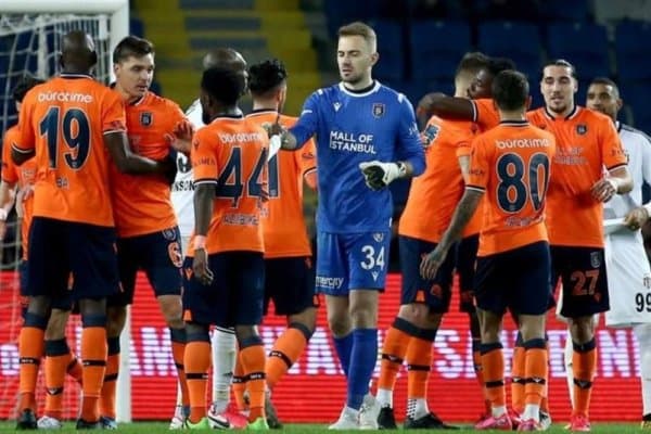 ЕЧЛ. МЮ кутилмаганда аутсайдерга мағлуб бўлди