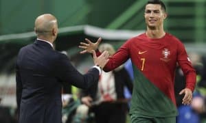 Роналду бош мураббий билан тил бириктирди. У абадий рекорд ўрнатмоқчи