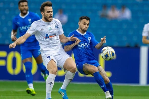 Ўрунов яна ўзини хориждан синаб кўрмоқчи