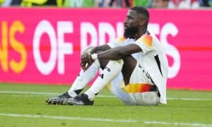 “Реал” юлдузи танқидлар туфайли термадан кетмоқчи