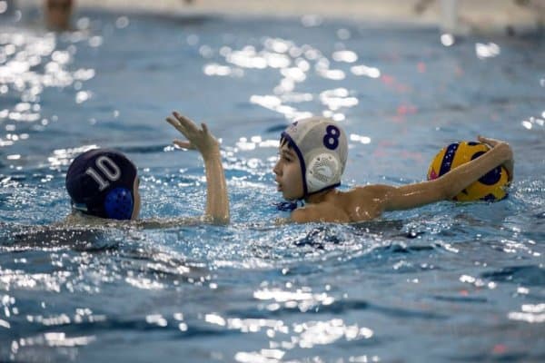 Сув полочилар Тошкентда беллашмоқда