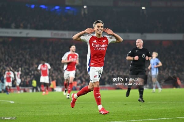 "Лондон дербиси"да "Арсенал"нинг қўли баланд келди