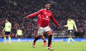 АПЛ. Амаднинг хет-триги "Манчестер Юнайтед"га ғалаба олиб келди