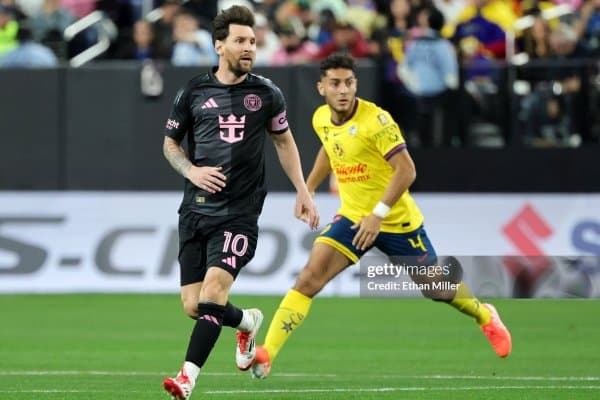 Собиқ футболчи Мессига жавоб қайтарди: "Сен профессионал эмаслигингни кўрсатдинг"