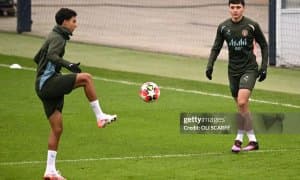 Машҳур юлдуз Ҳусановнинг “Манчестер Сити”га ўтганини қандай баҳолади?