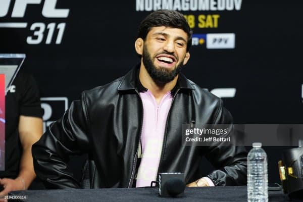 Арман Царукянга Ислом Махачев билан жангга тайёрланиш қанчага тушди?