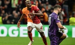 Осимхен мени урди ва таҳдид қилди!