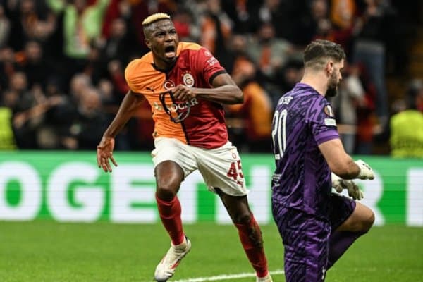 Осимхен мени урди ва таҳдид қилди!