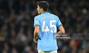 Аканжи: "Ҳусанов инглиз тилини француз тилидан кўра яхшироқ тушинишини айтди"