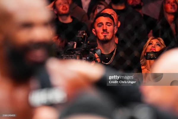 Том Аспиналл  Жон Жонсни енга оладими? UFC юлдузи жавоб берди